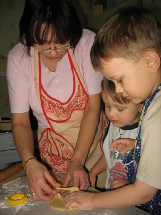 �������